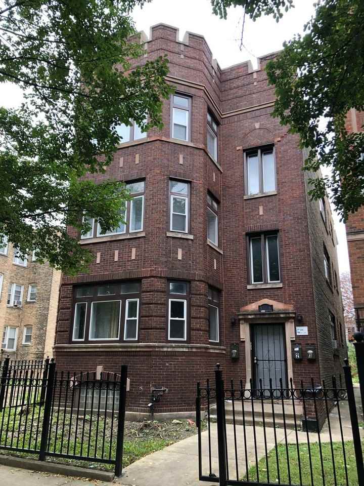 8016 South Paulina Street ##3 - Photo 3 of 12