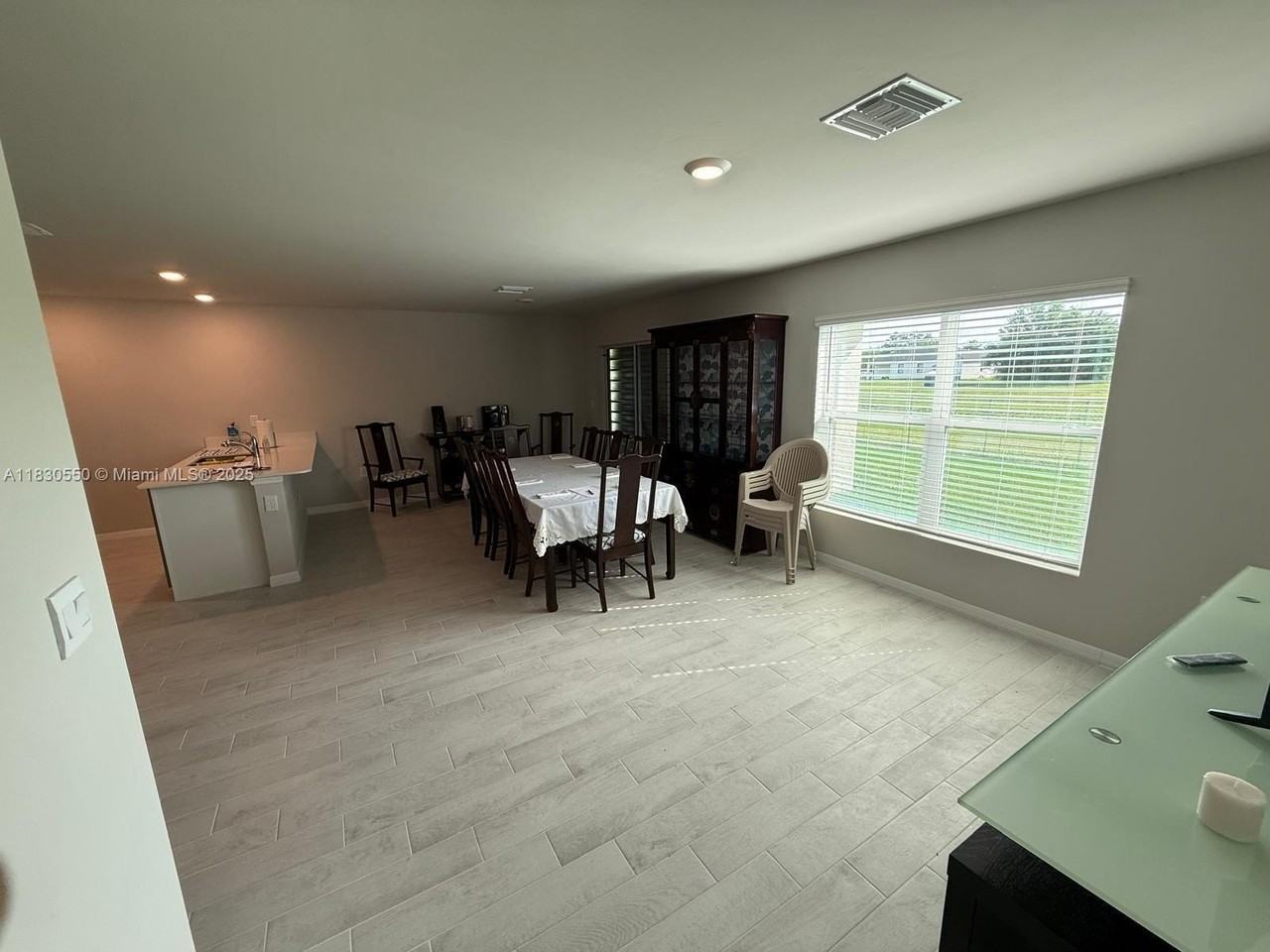 3051 Nw Beechwood Cir - Photo 4 of 22