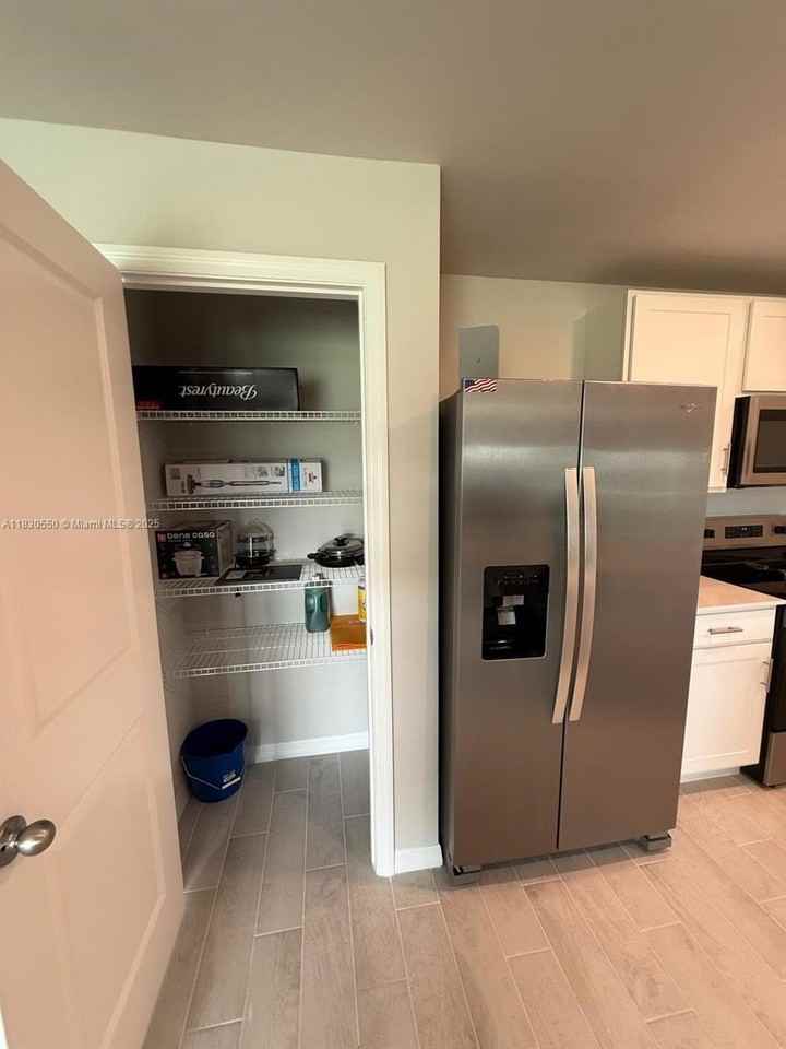 3051 Nw Beechwood Cir - Photo 6 of 22