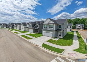 500 Oval Avenue NW - Photo 1 of 1