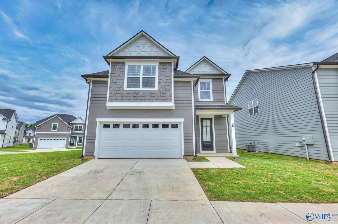 500 500 Oval Avenue NW - Photo 5 of 18