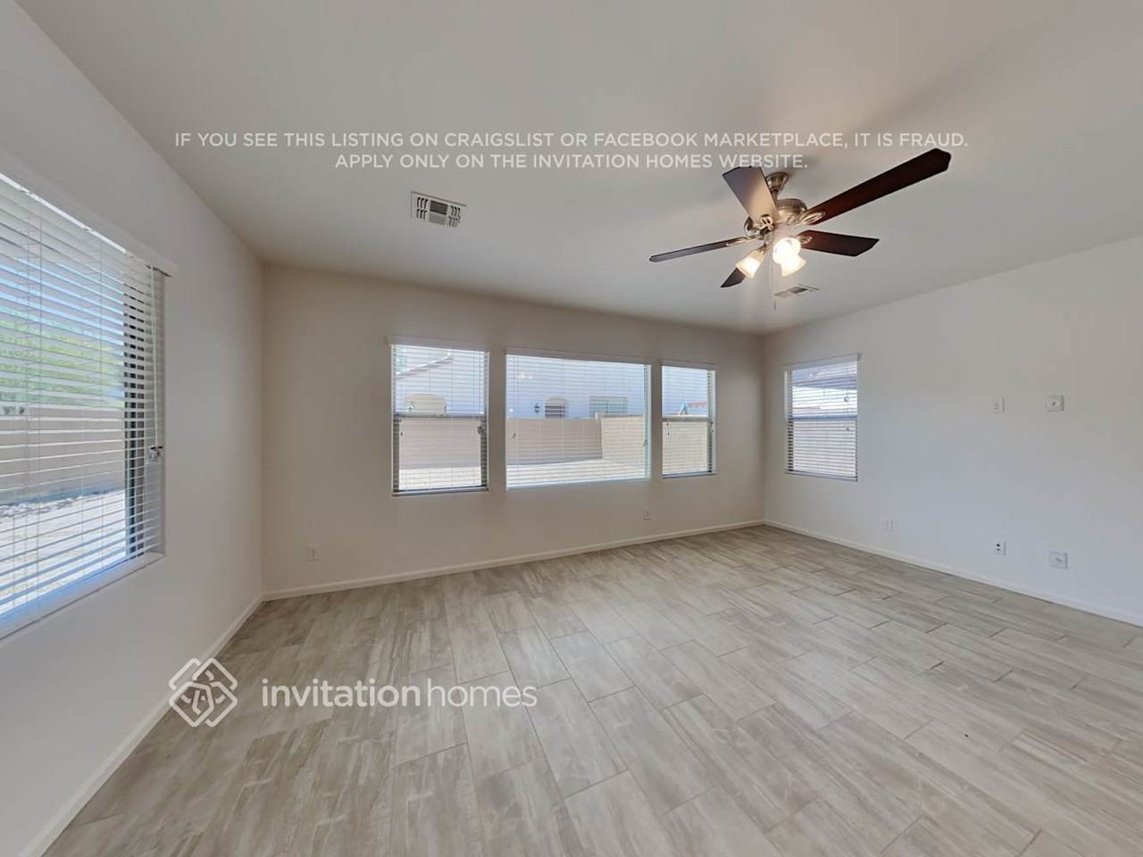 1056 S 200th Ln - Photo 4 of 19