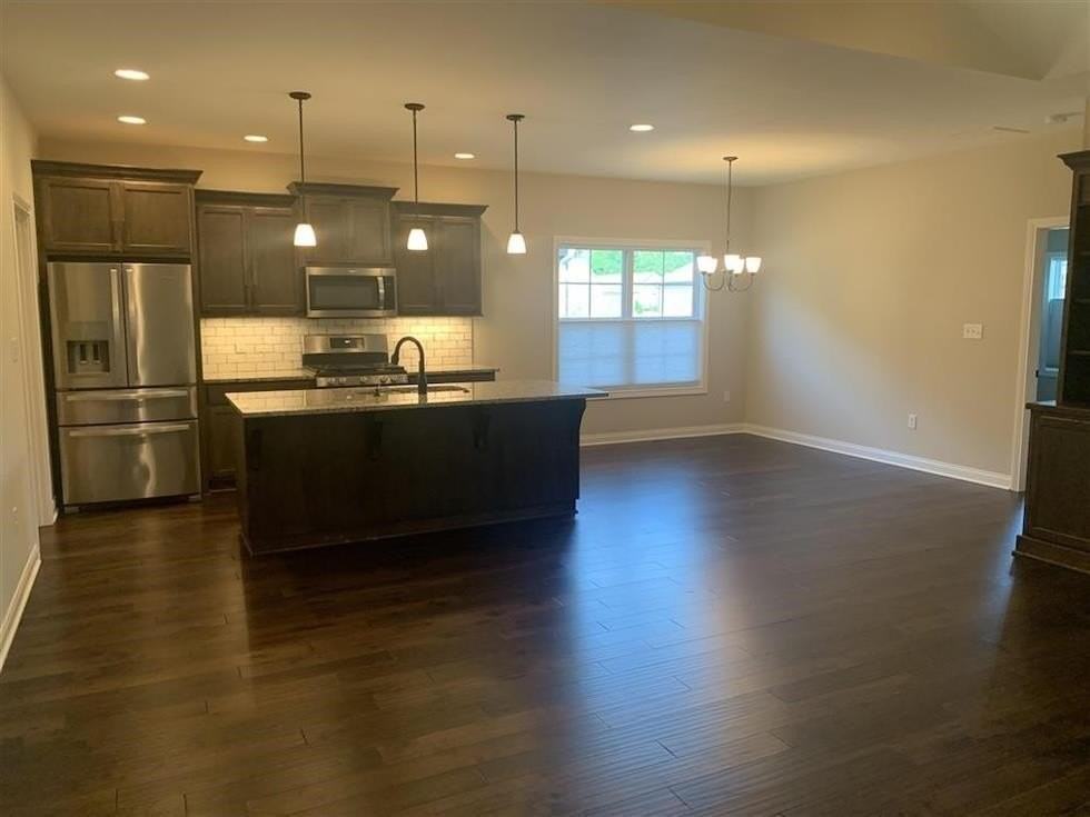 4187 Beechwood Ln - Photo 4 of 16