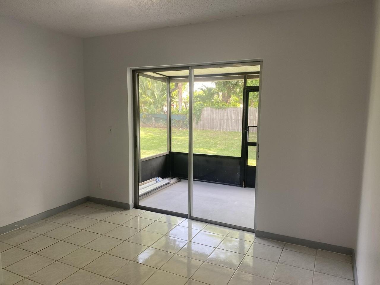 4597 Arthur St - Photo 7 of 22