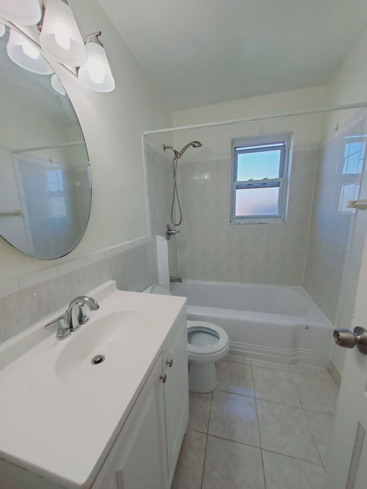 1068 E Main St #3 - Photo 6 of 8