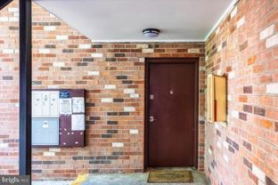 211 Victor Pkwy #211D - Photo 1 of 1