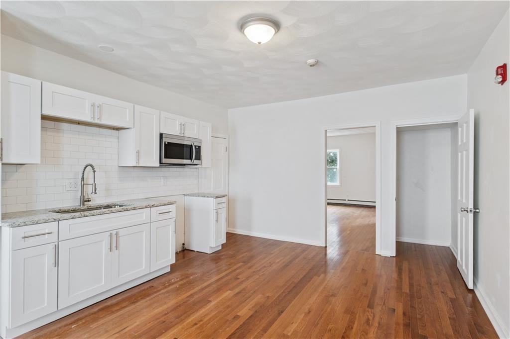 416 Admiral St ##1r - Photo 2 of 15