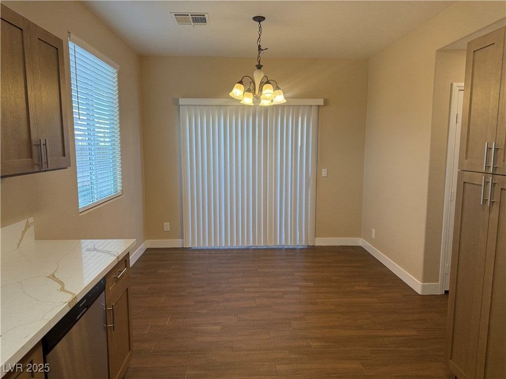 7709 Park Village Pl - Photo 6 of 16