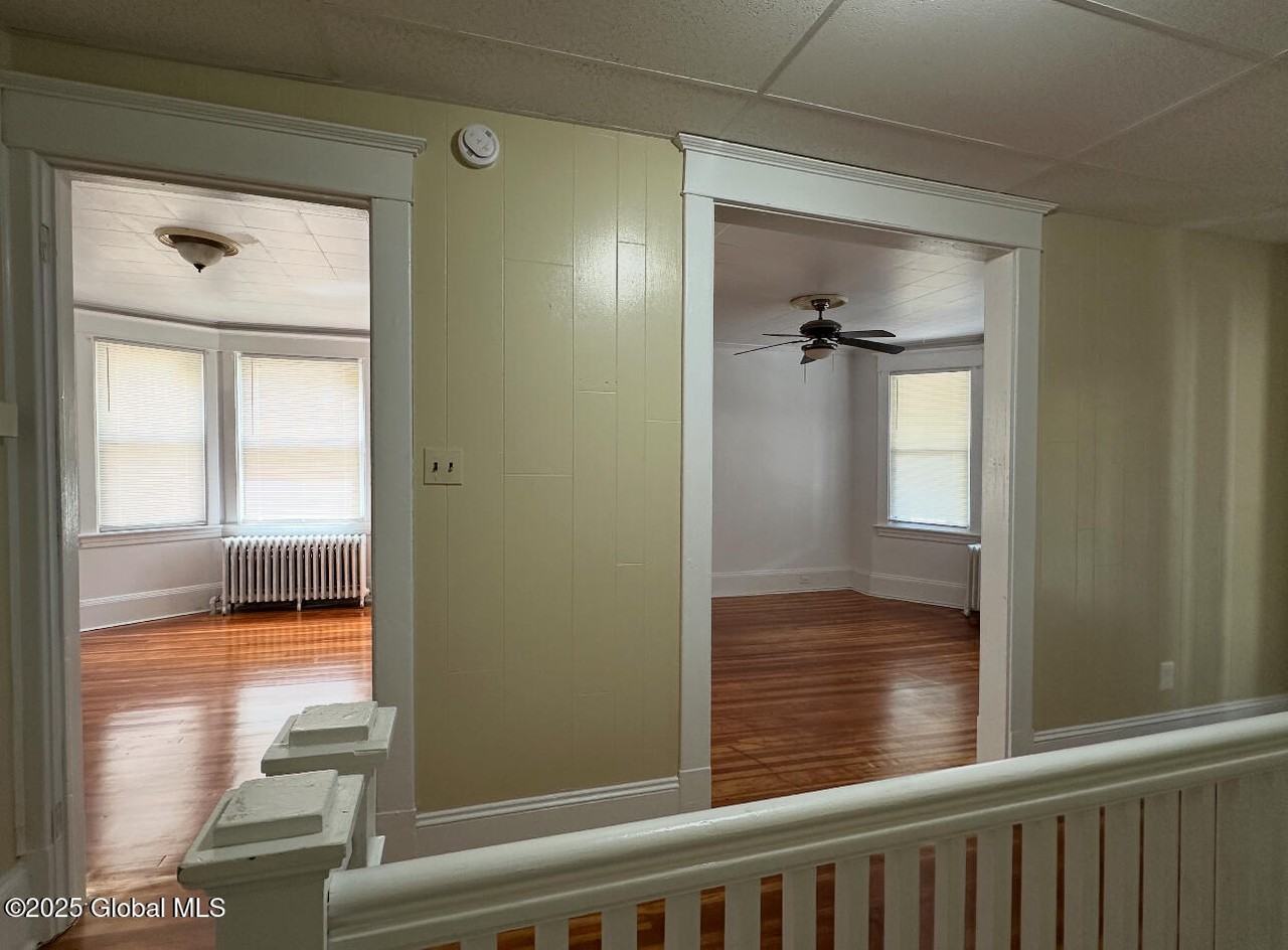 33 Morris St - Photo 3 of 28