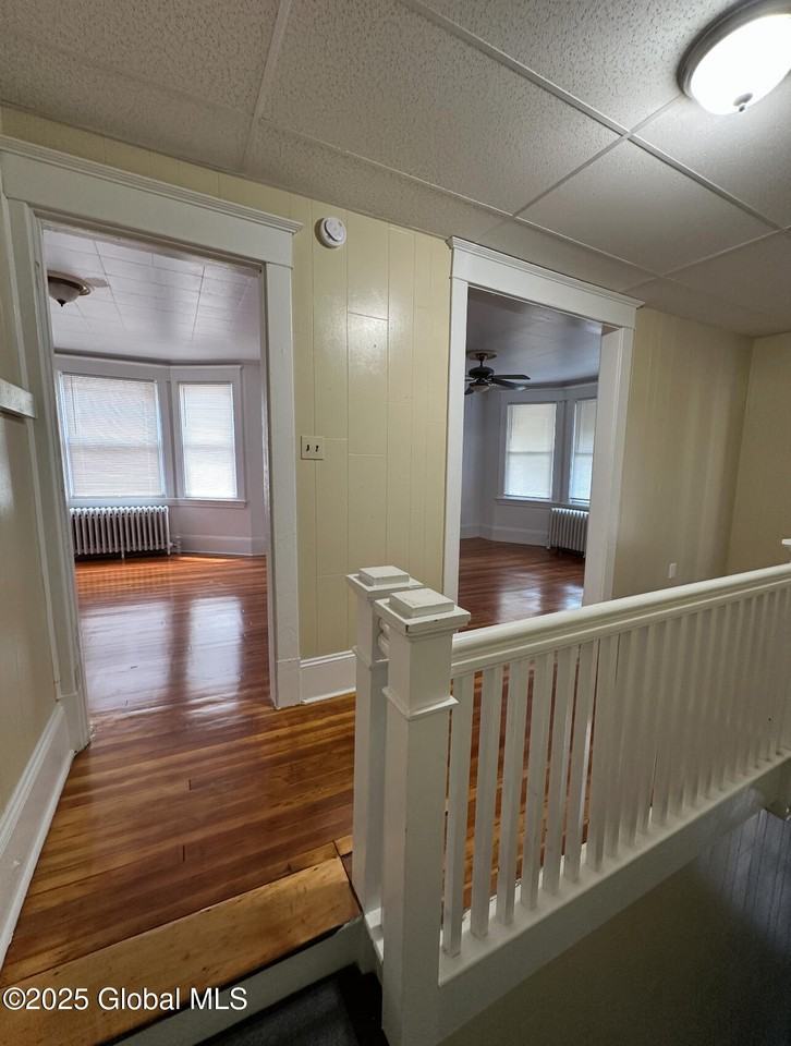 33 Morris St - Photo 6 of 28