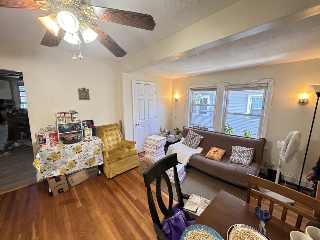 258 Harvard St #2 - Photo 5 of 15