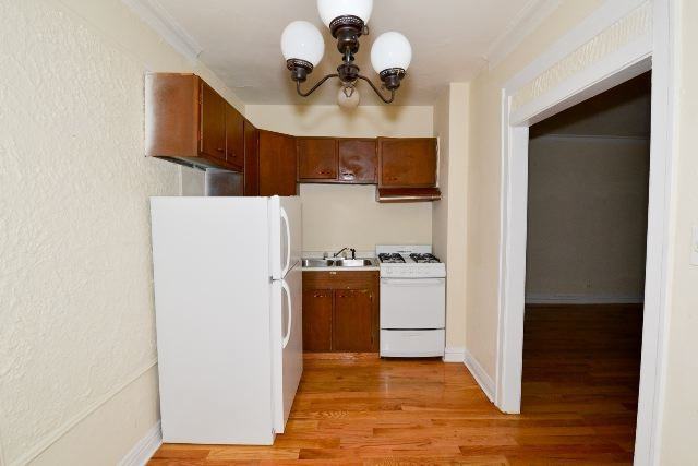 1347 N Dearborn St #307 - Photo 5 of 15