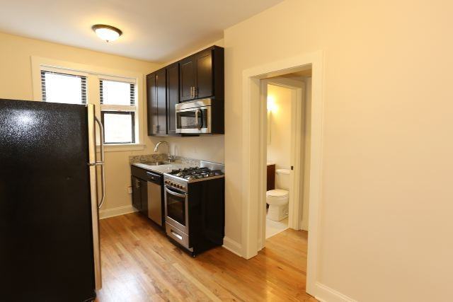 ASHLAND + IRVING #2W - Photo 5 of 15