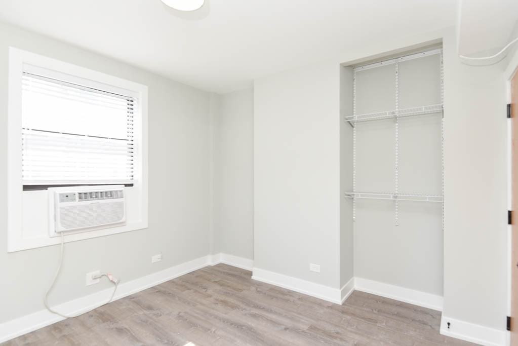 505 W Belmont Ave #6K - Photo 5 of 15