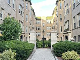 4225 N Paulina St #2W - Photo 1 of 1