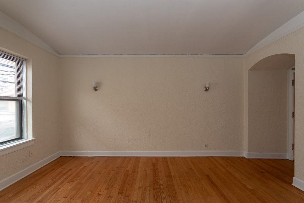 536 W Arlington Pl #110 - Photo 6 of 15