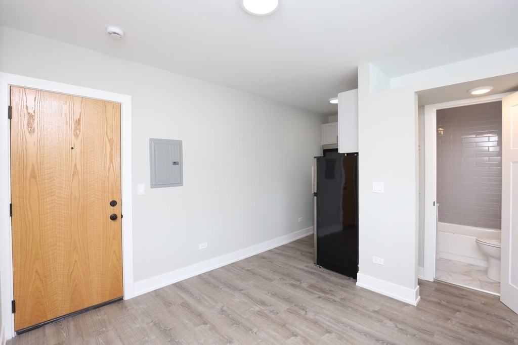 505 W Belmont Ave #7K - Photo 6 of 16