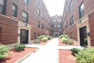 2203 W Eastwood Ave #2SE - Photo 1 of 1