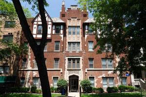 featured image of 656 W Wrightwood Ave #104