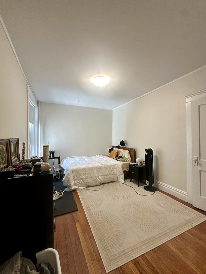 57 Strathmore Rd #4 - Photo 5 of 19