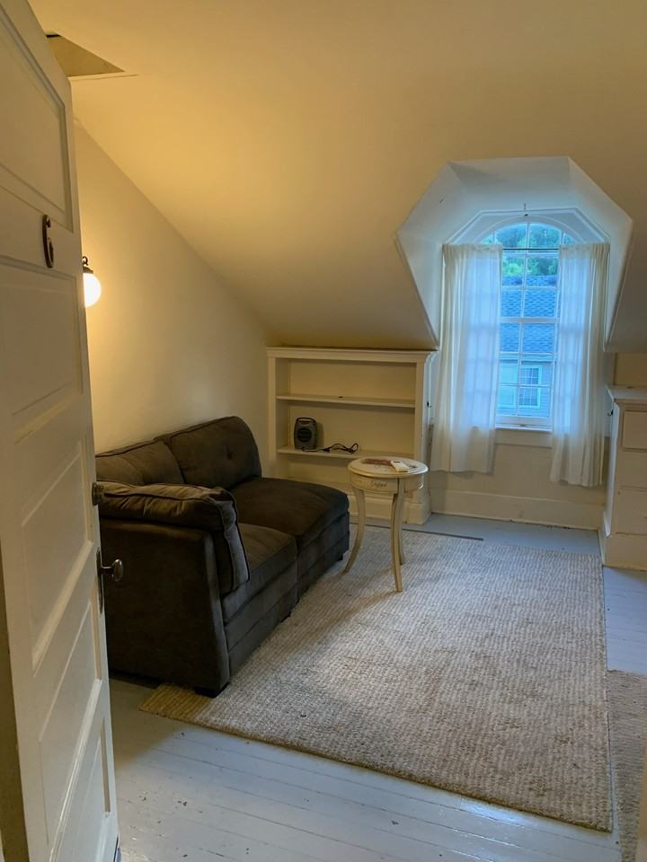 Vista - Photo 2 of 14