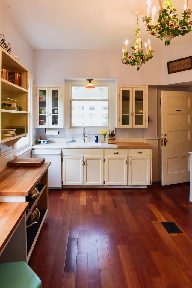 Vista - Photo 7 of 14