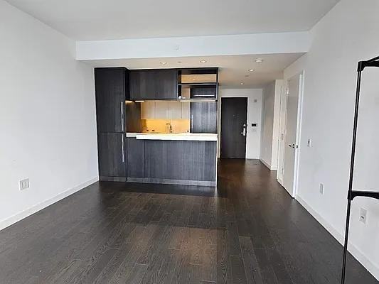 South St #35B - Photo 6 of 8