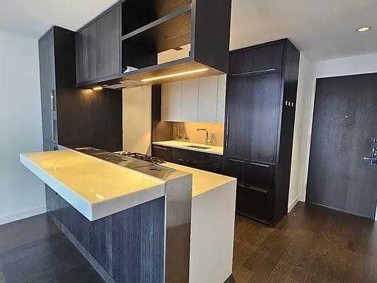 South St #35B - Photo 7 of 8