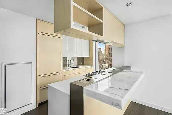 South St #7H - Photo 5 of 20