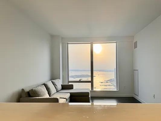 South St #61K - Photo 5 of 20