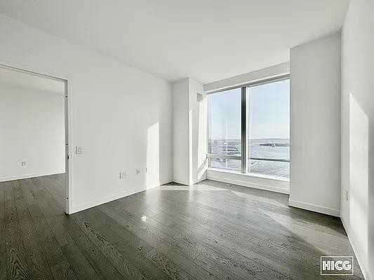 South St #61K - Photo 6 of 20