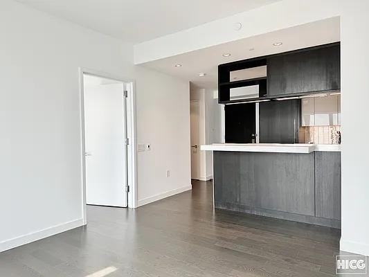 South St #45M - Photo 7 of 20