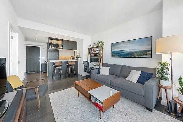 South St #25F - Photo 2 of 20