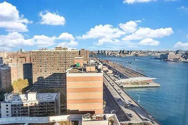 South St #25F - Photo 5 of 20