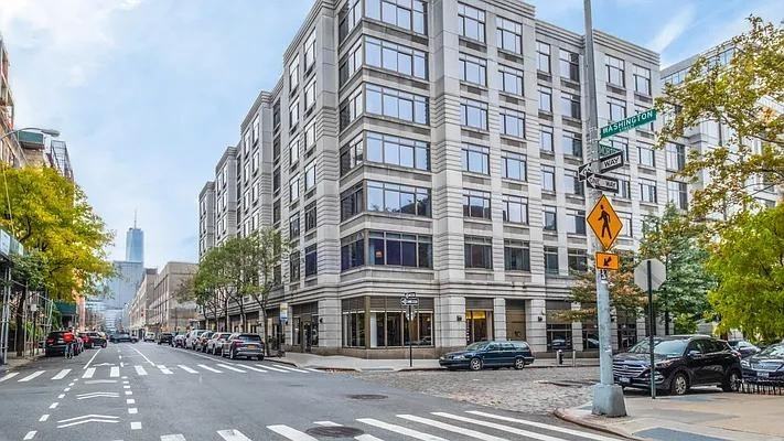 Washington St #414 - Photo 2 of 20