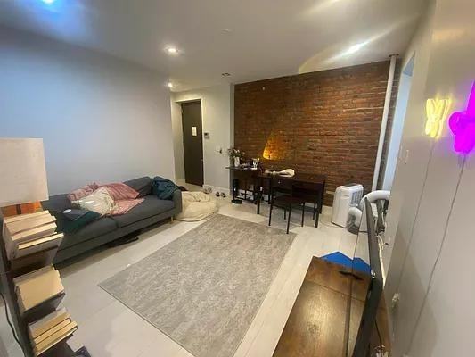 Stanton St #4G1 - Photo 2 of 20