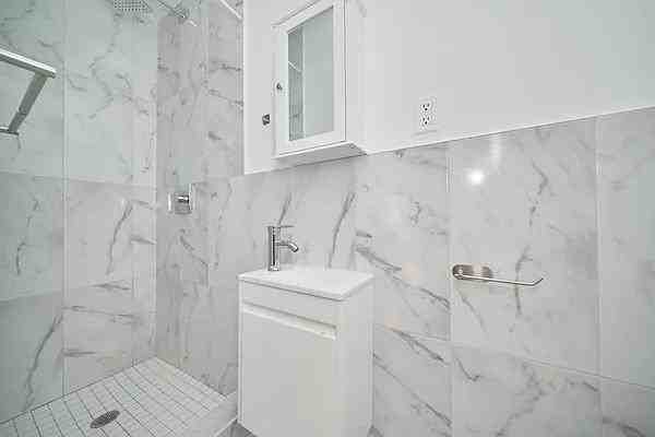 Norfolk St #5E - Photo 2 of 20