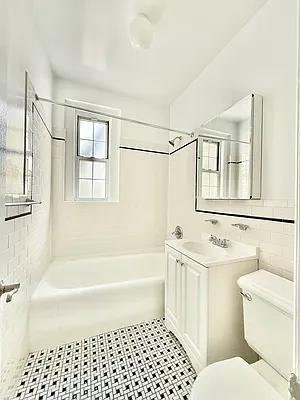 W 13th St #67 - Photo 6 of 20