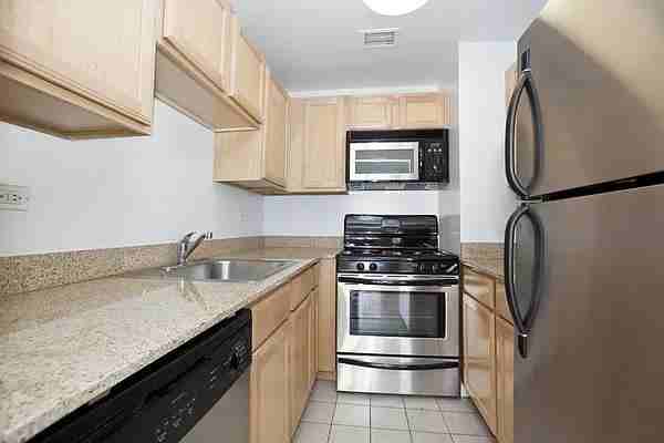 Washington St #4E - Photo 4 of 20