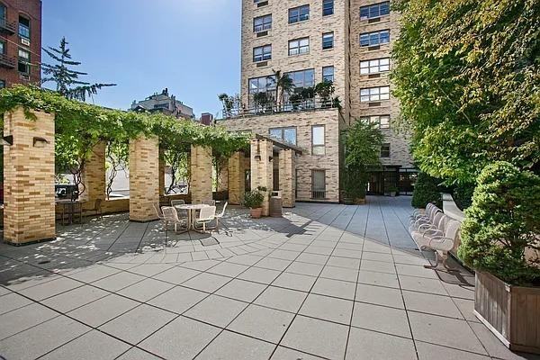 Washington St #7C - Photo 4 of 20