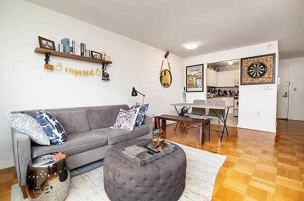 Mulberry St #4F - Photo 2 of 20