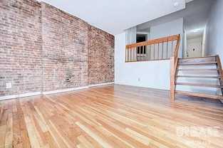 Grove St #4D - Photo 1 of 1