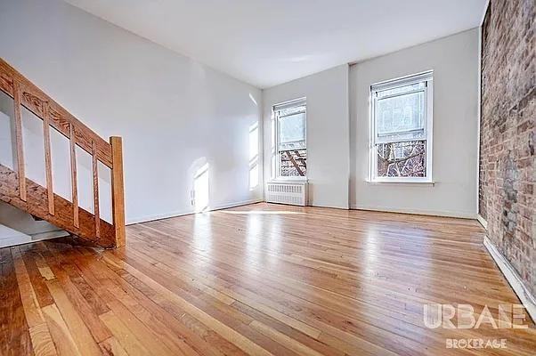 Grove St #4D - Photo 2 of 13