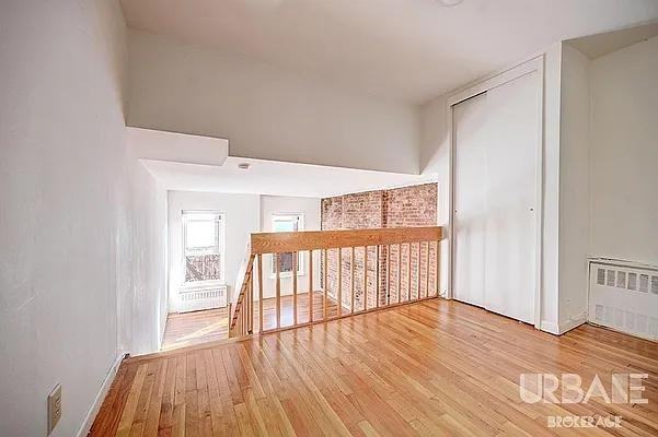 Grove St #4D - Photo 6 of 13