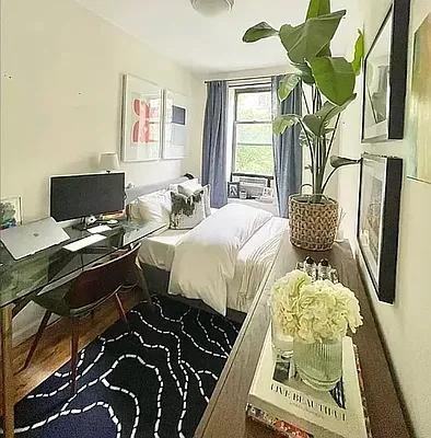 Thompson St #8 - Photo 2 of 9