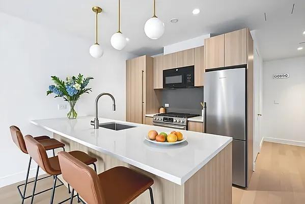 W 28th St #15B - Photo 2 of 20