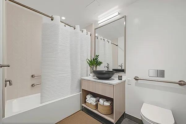 W 28th St #15B - Photo 6 of 20