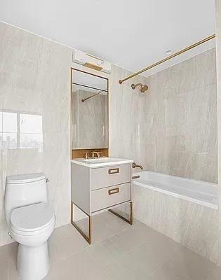 Court Sq #6102 - Photo 5 of 9