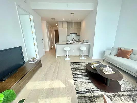 Court Sq #5312 - Photo 3 of 20