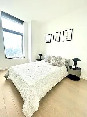 Court Sq #5312 - Photo 6 of 20